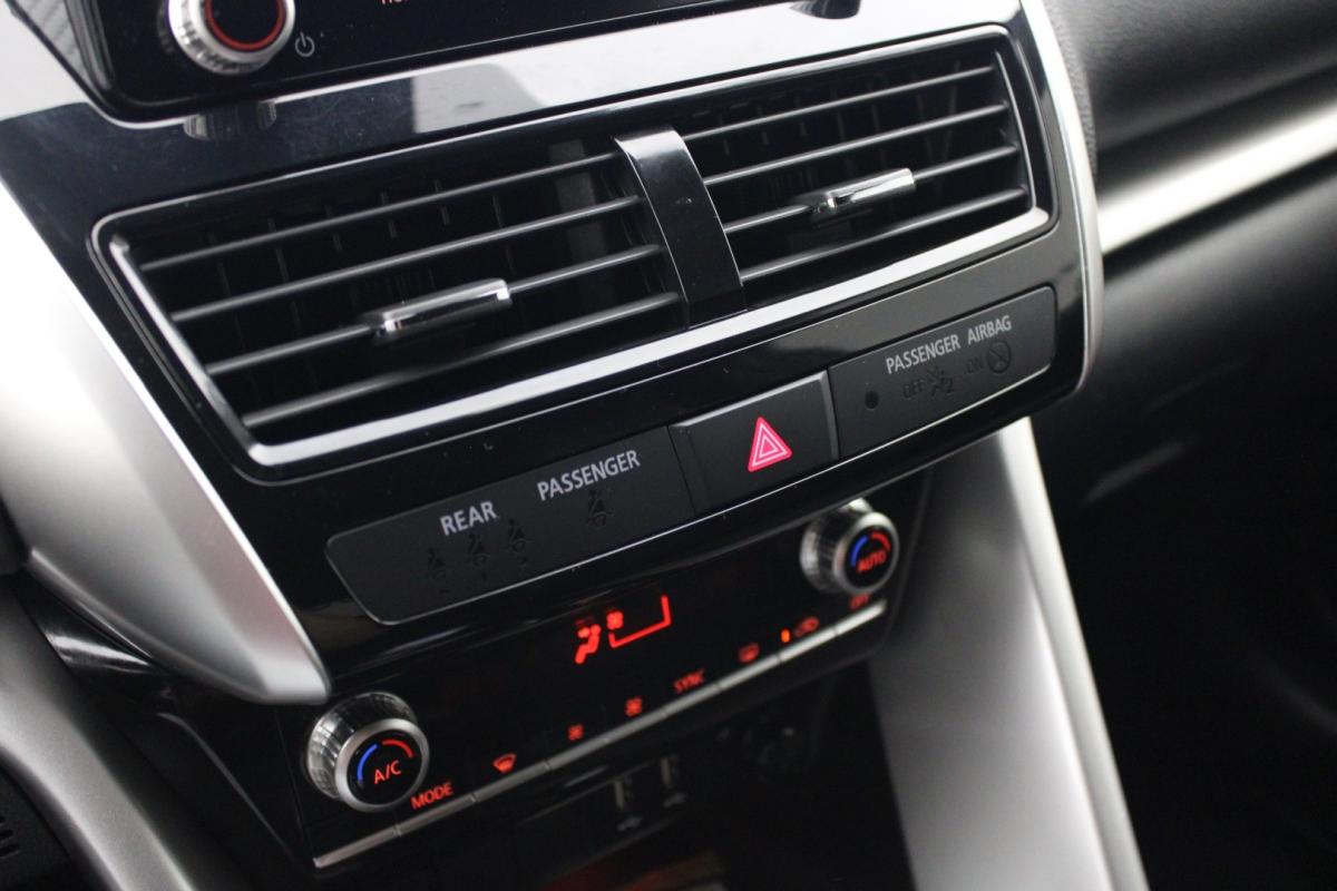 mitsubishi-eclipse-cross-2022-hibrido-a-gasolina-2360cc