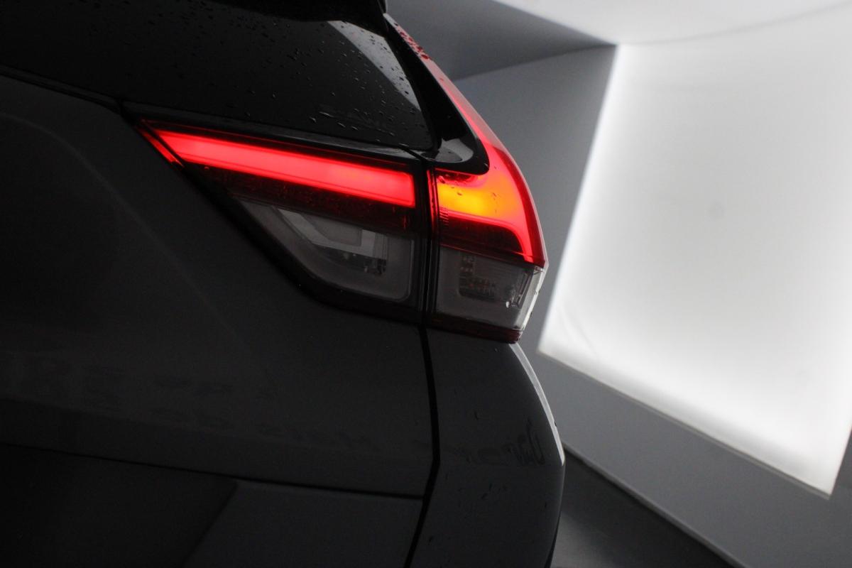 mitsubishi-eclipse-cross-2022-hibrido-a-gasolina-2360cc