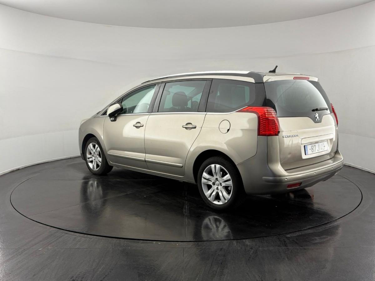 peugeot-5008-2010-diesel-1560cc