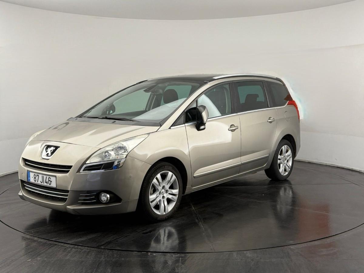 peugeot-5008-2010-diesel-1560cc