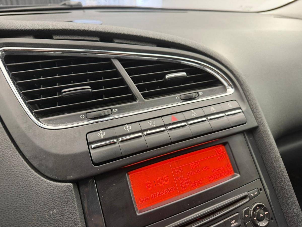 peugeot-5008-2010-diesel-1560cc