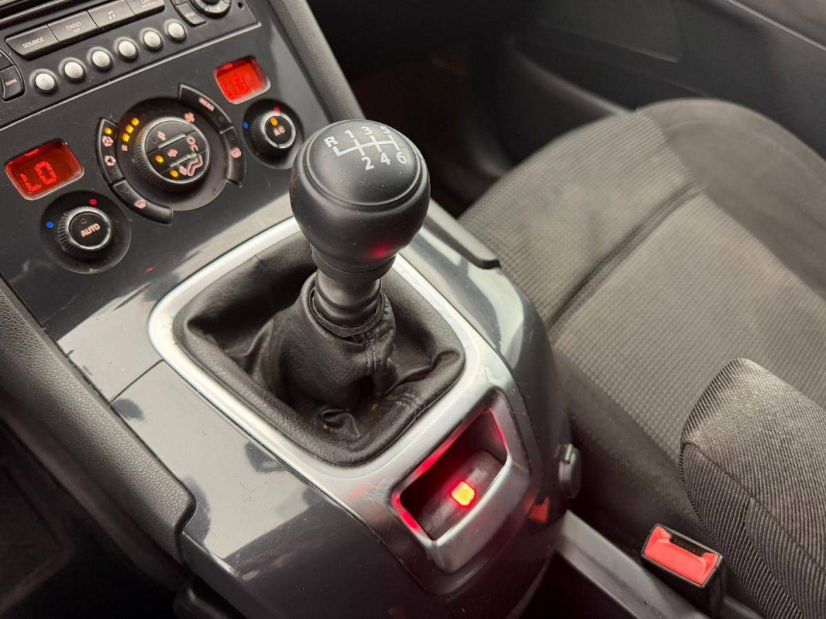 peugeot-5008-2010-diesel-1560cc