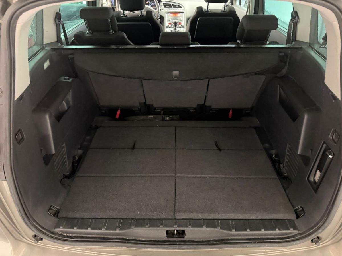 peugeot-5008-2010-diesel-1560cc