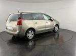 peugeot-5008-2010-diesel-1560cc