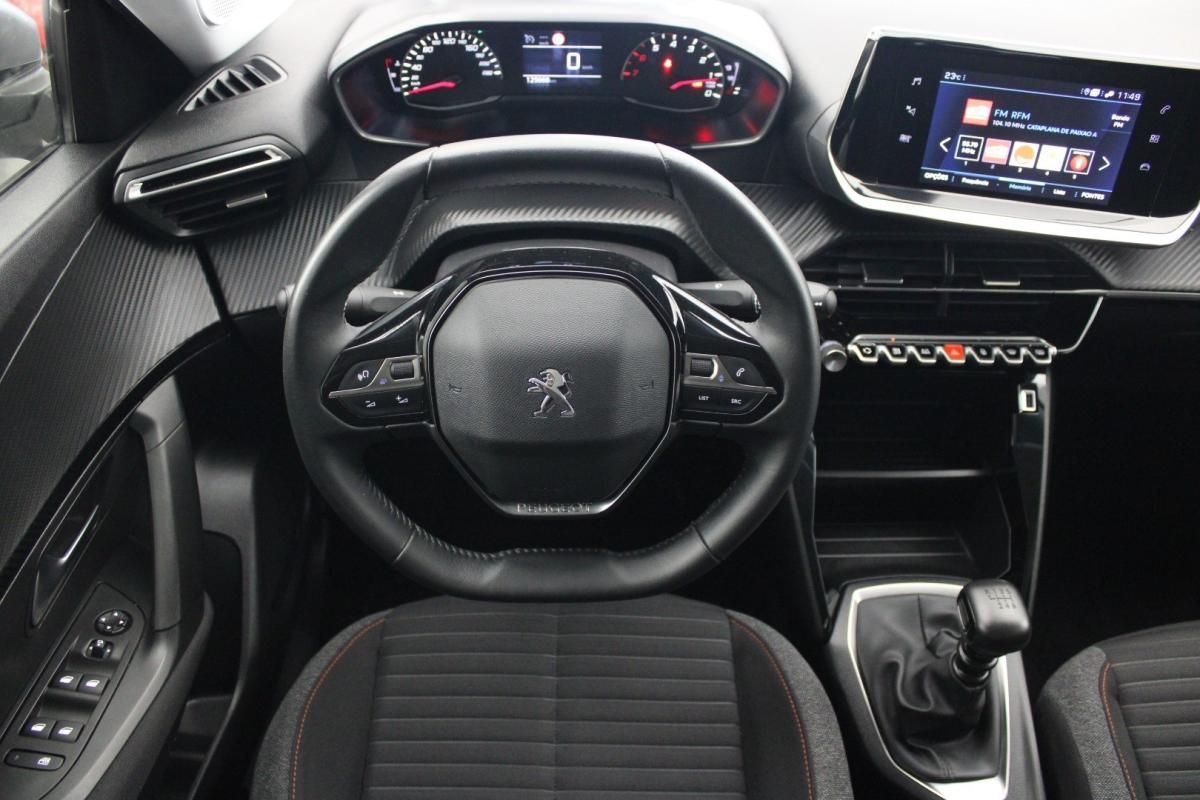 peugeot-2008-2021-diesel-1499cc
