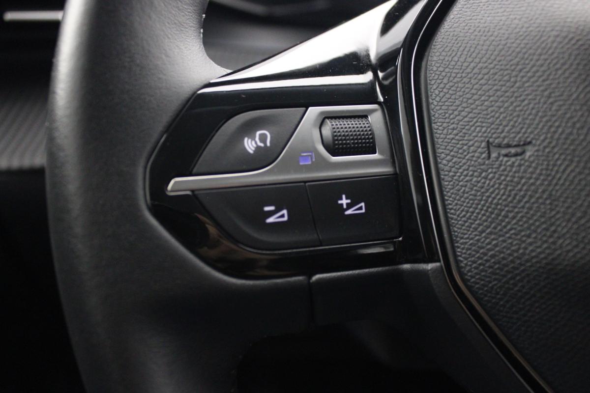 peugeot-2008-2021-diesel-1499cc