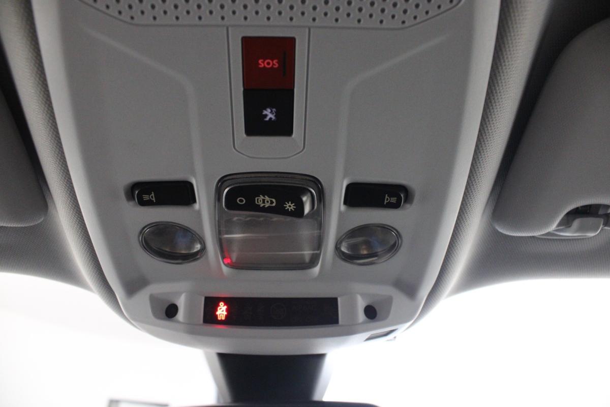 peugeot-2008-2021-diesel-1499cc
