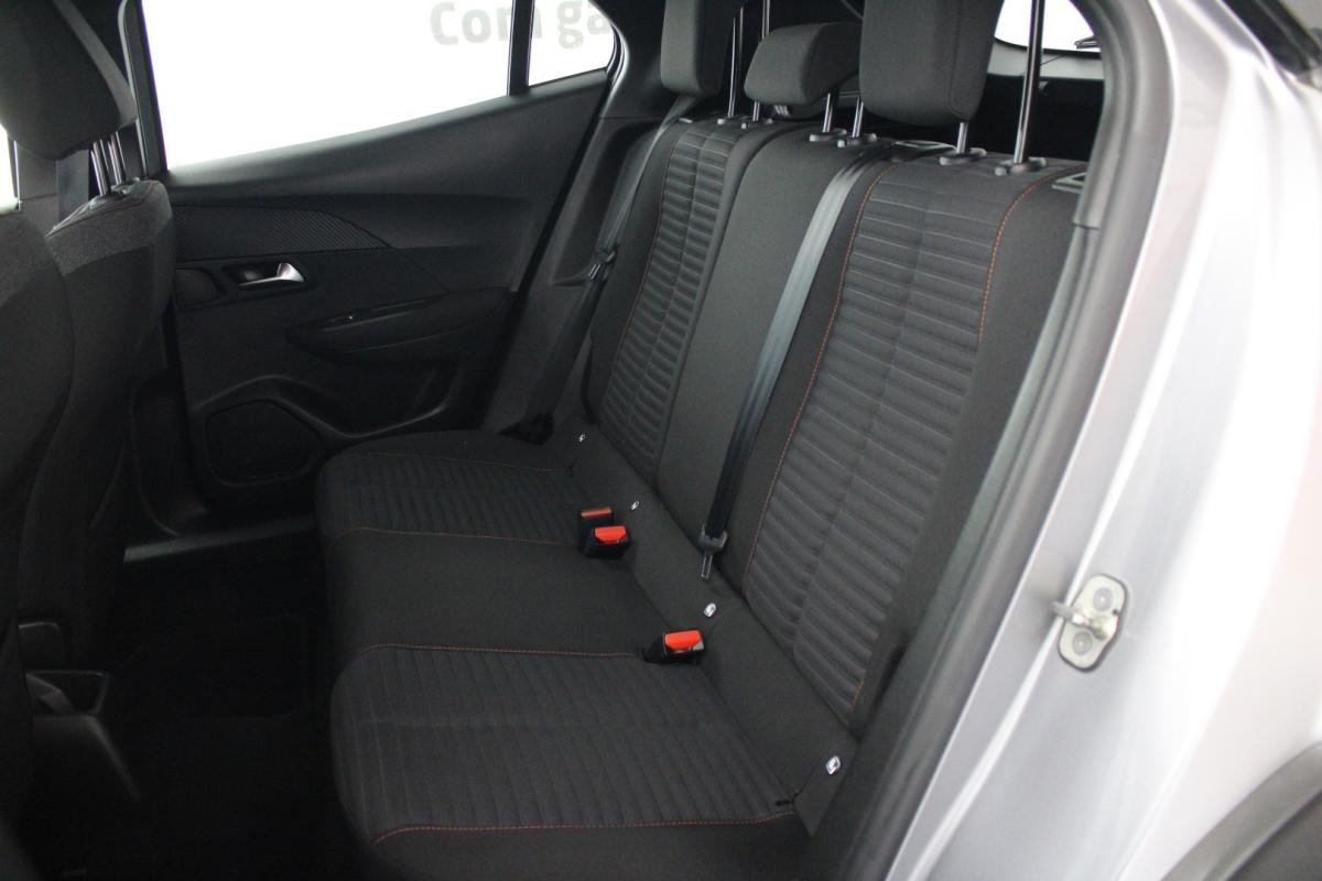 peugeot-2008-2021-diesel-1499cc