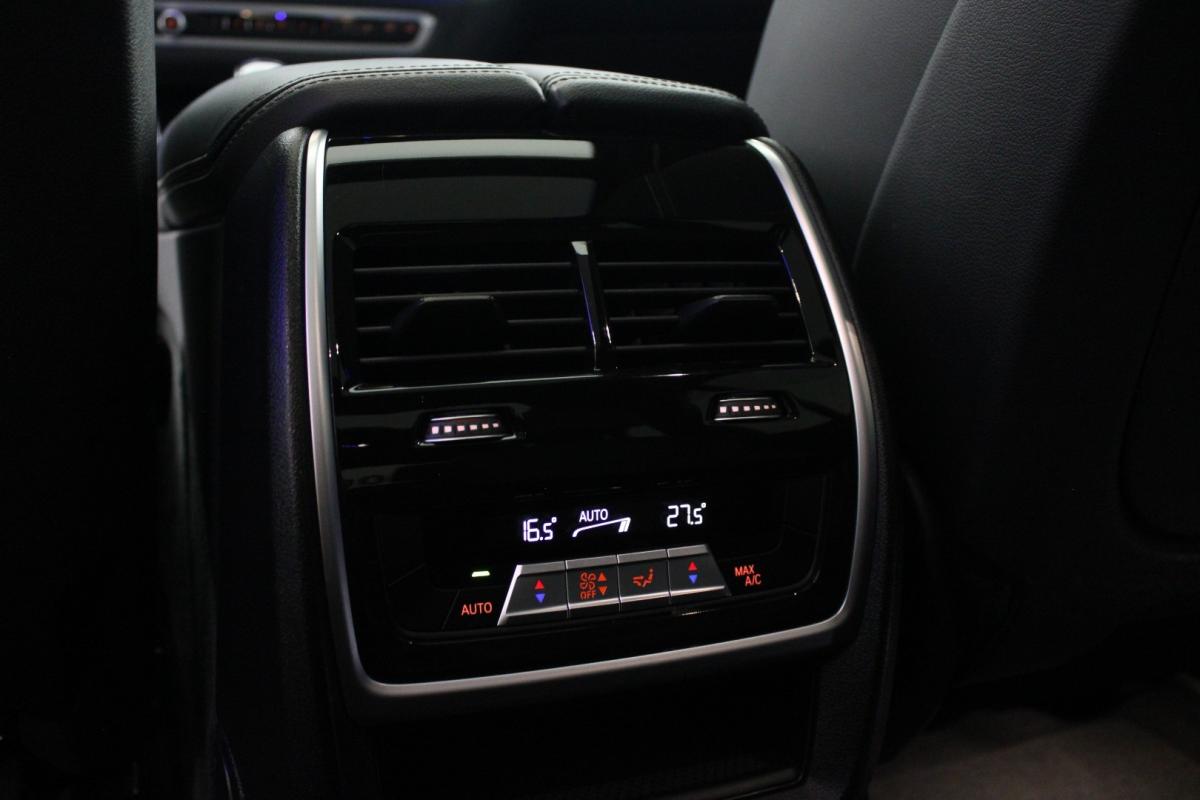 bmw-x7-2021-diesel-2993cc