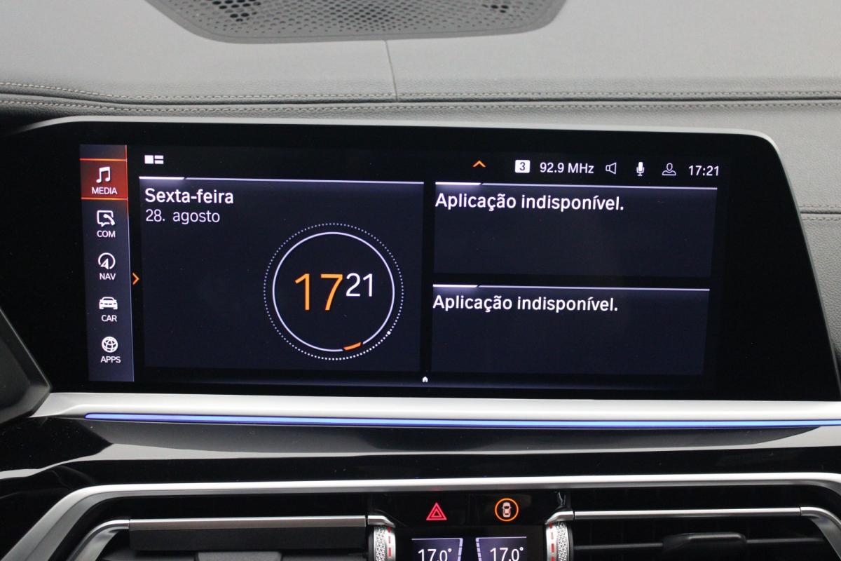 bmw-x7-2021-diesel-2993cc