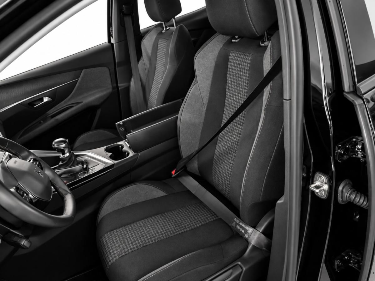 peugeot-3008-2022-diesel-1499cc