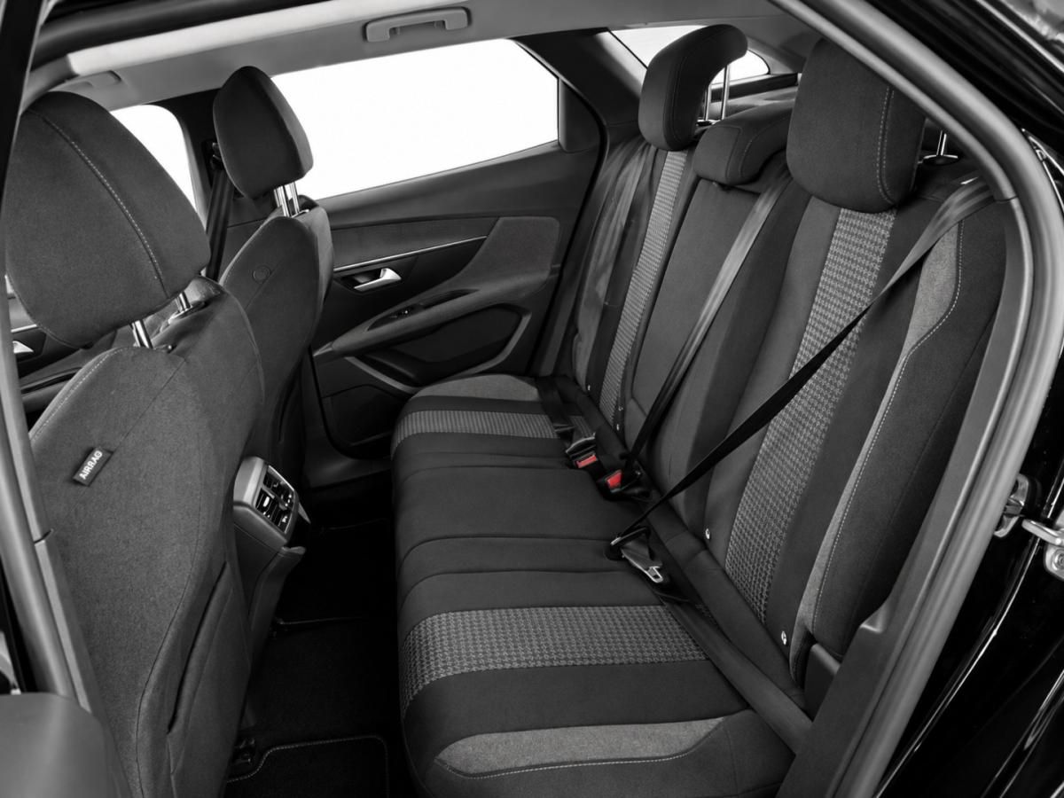 peugeot-3008-2022-diesel-1499cc