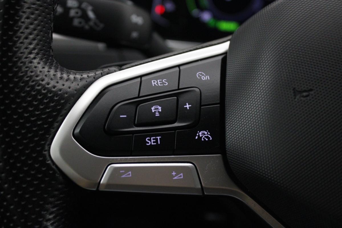 volkswagen-passat-2021-hibrido-a-gasolina-1395cc