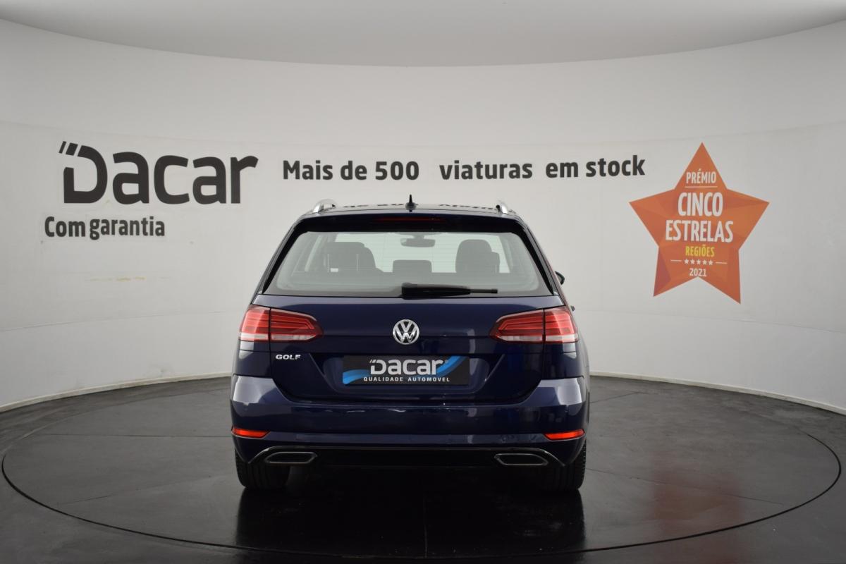 volkswagen-golf-variant-2018-diesel-1598cc