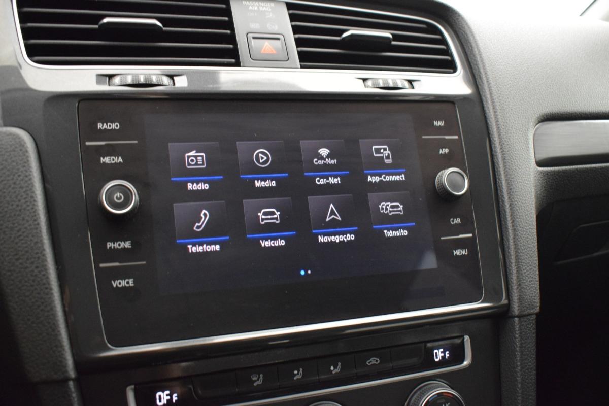 volkswagen-golf-variant-2018-diesel-1598cc