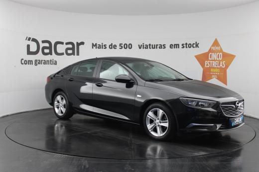 opel-insignia-2019-diesel-1598cc