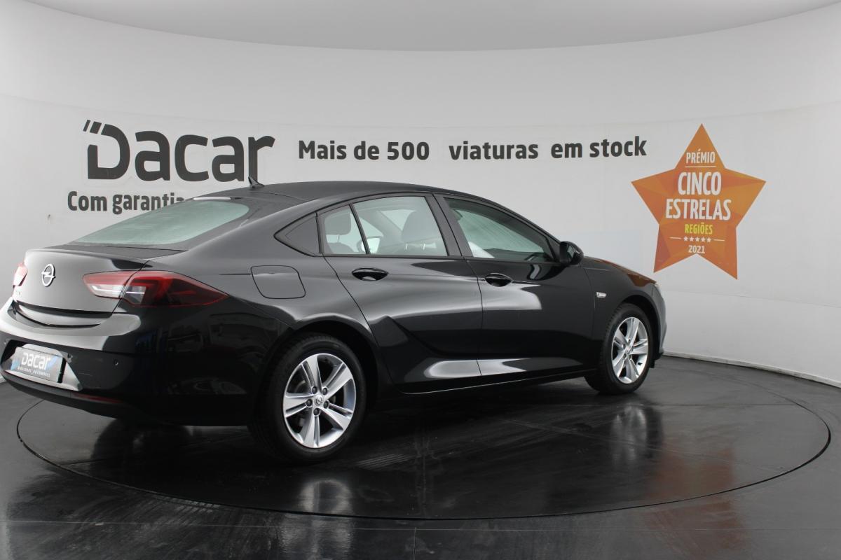 opel-insignia-2019-diesel-1598cc