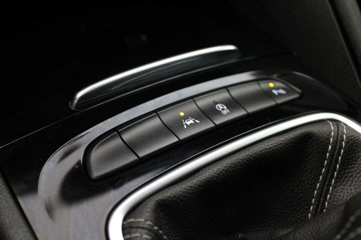 opel-insignia-2019-diesel-1598cc