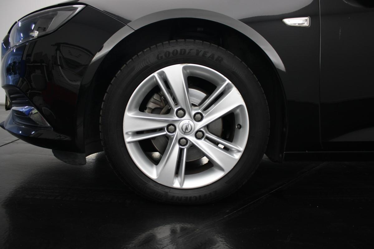 opel-insignia-2019-diesel-1598cc
