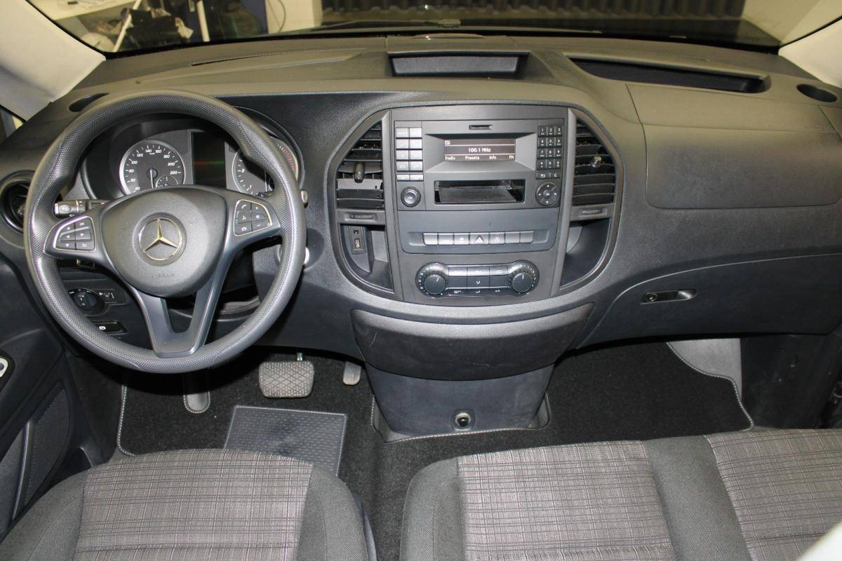 mercedes-benz-vito-2021-diesel-1950cc