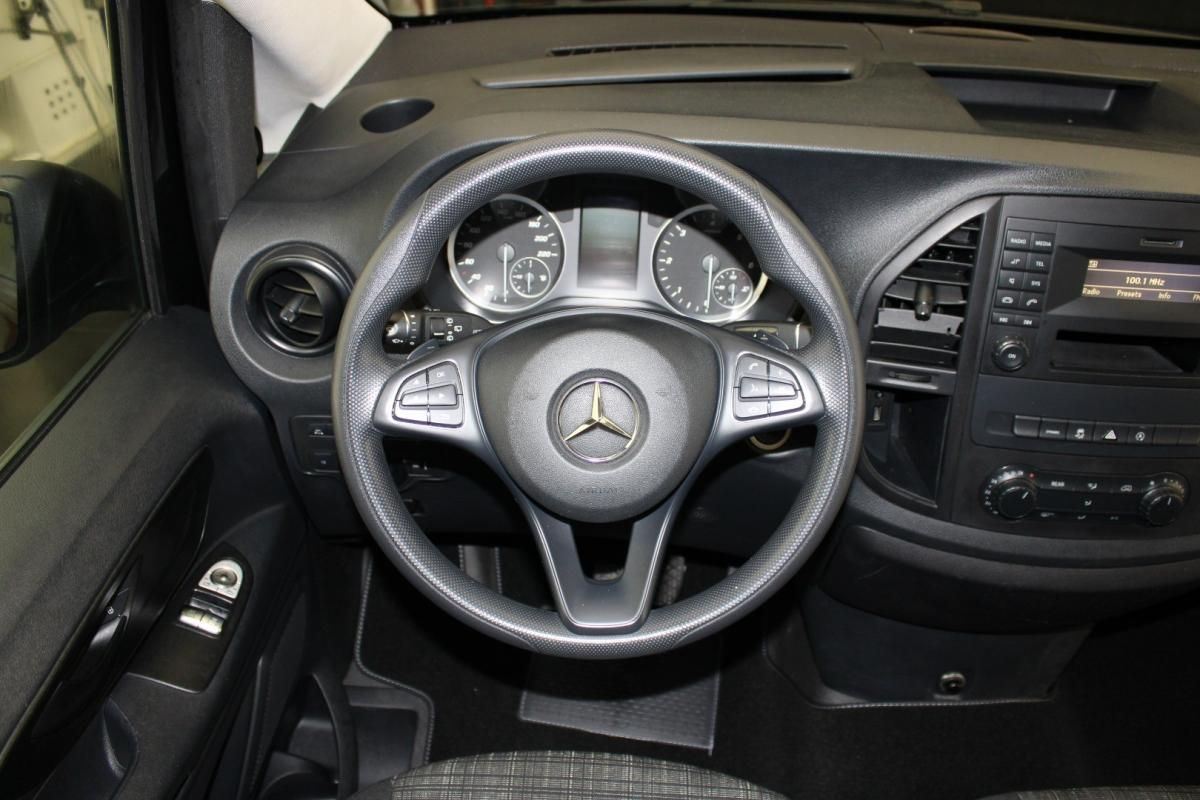 mercedes-benz-vito-2021-diesel-1950cc