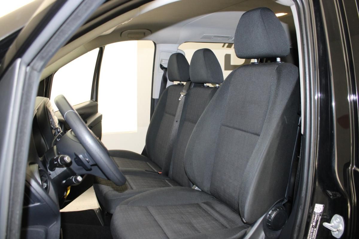 mercedes-benz-vito-2021-diesel-1950cc