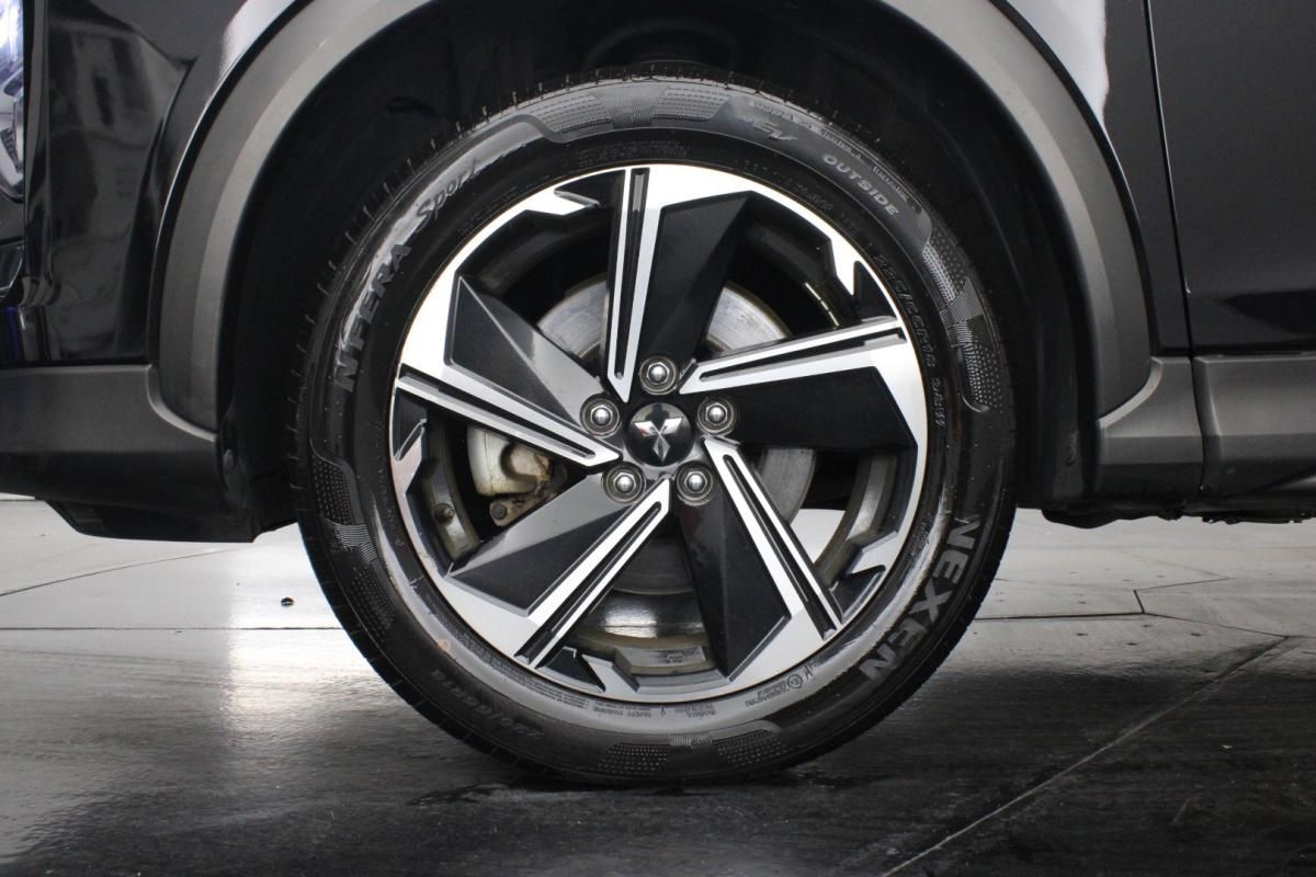 mitsubishi-eclipse-cross-2022-hibrido-a-gasolina-2360cc