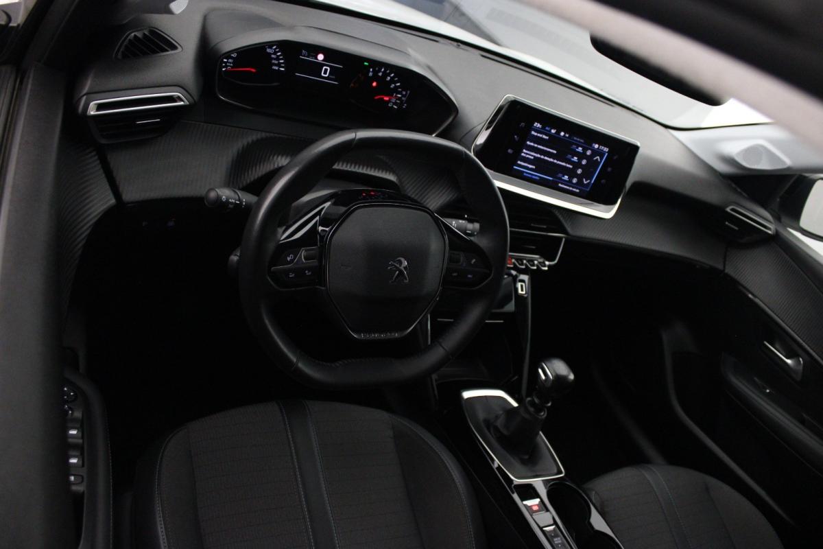peugeot-208-2023-diesel-1499cc