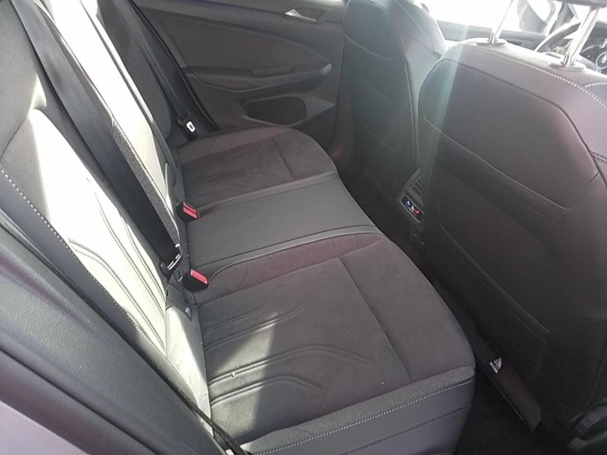 volkswagen-golf-2025-hibrido-a-gasolina-1498cc