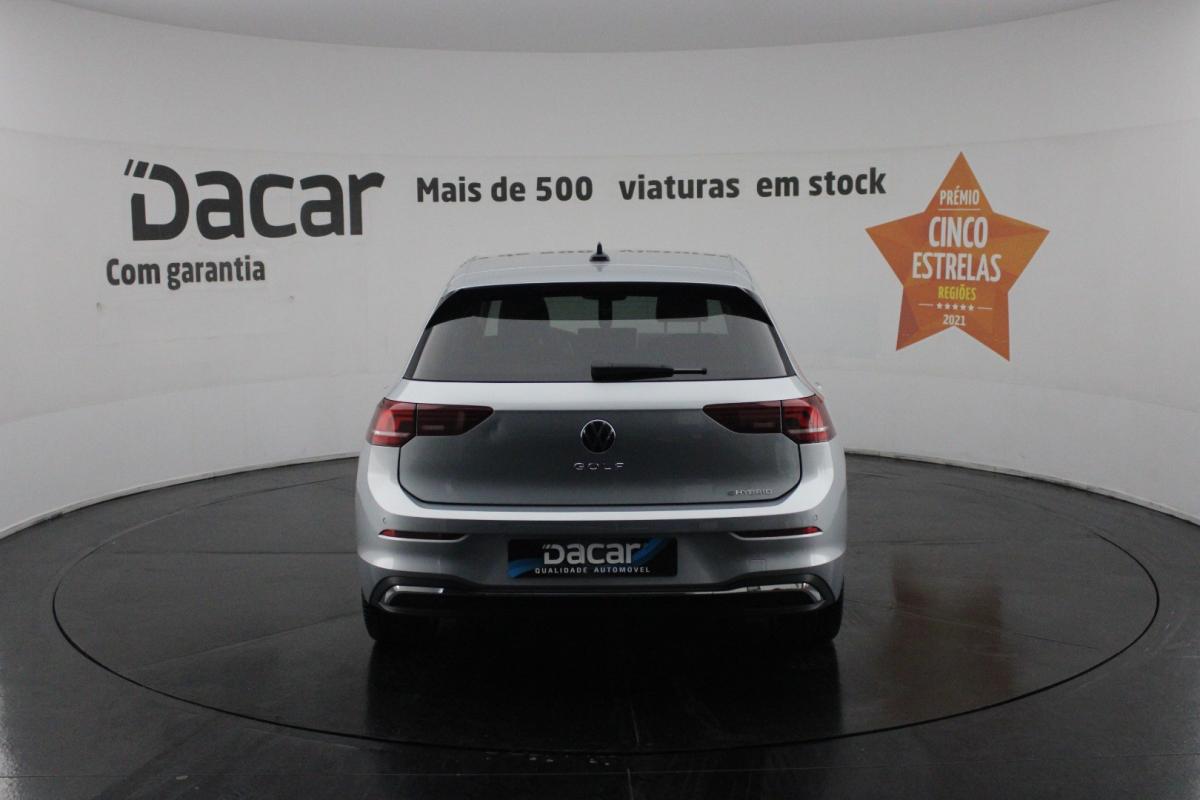 volkswagen-golf-2025-hibrido-a-gasolina-1498cc