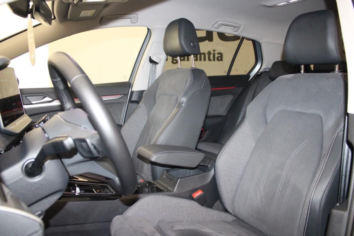 volkswagen-golf-2025-hibrido-a-gasolina-1498cc