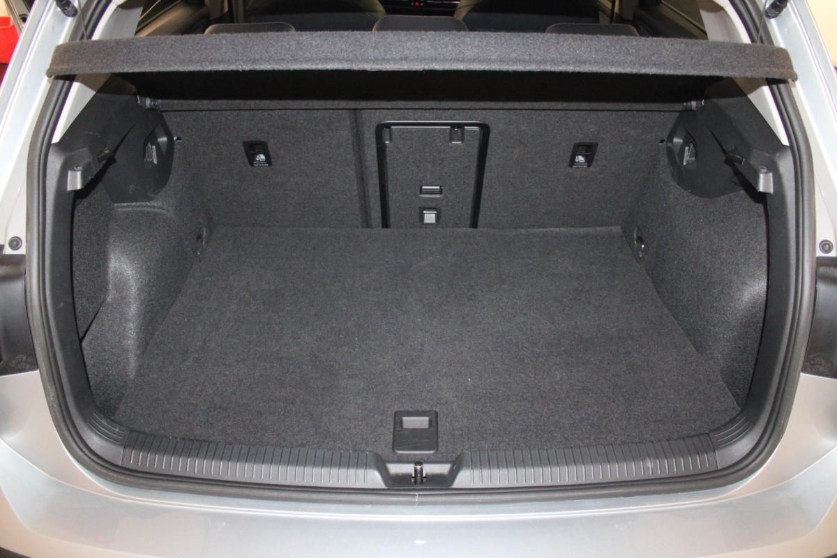volkswagen-golf-2025-hibrido-a-gasolina-1498cc