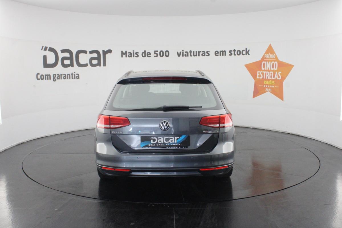 volkswagen-passat-variant-2017-diesel-1598cc
