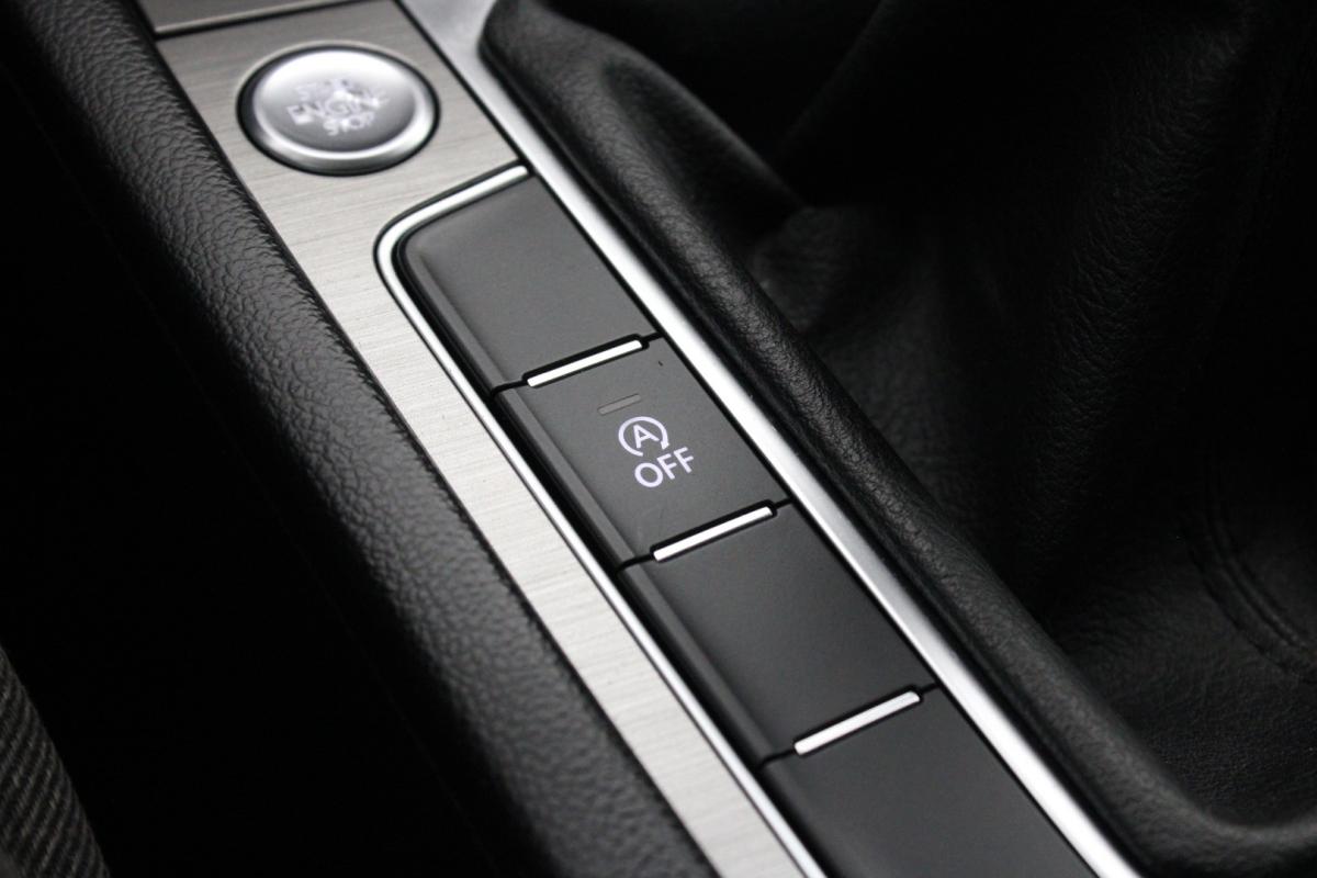 volkswagen-passat-variant-2017-diesel-1598cc