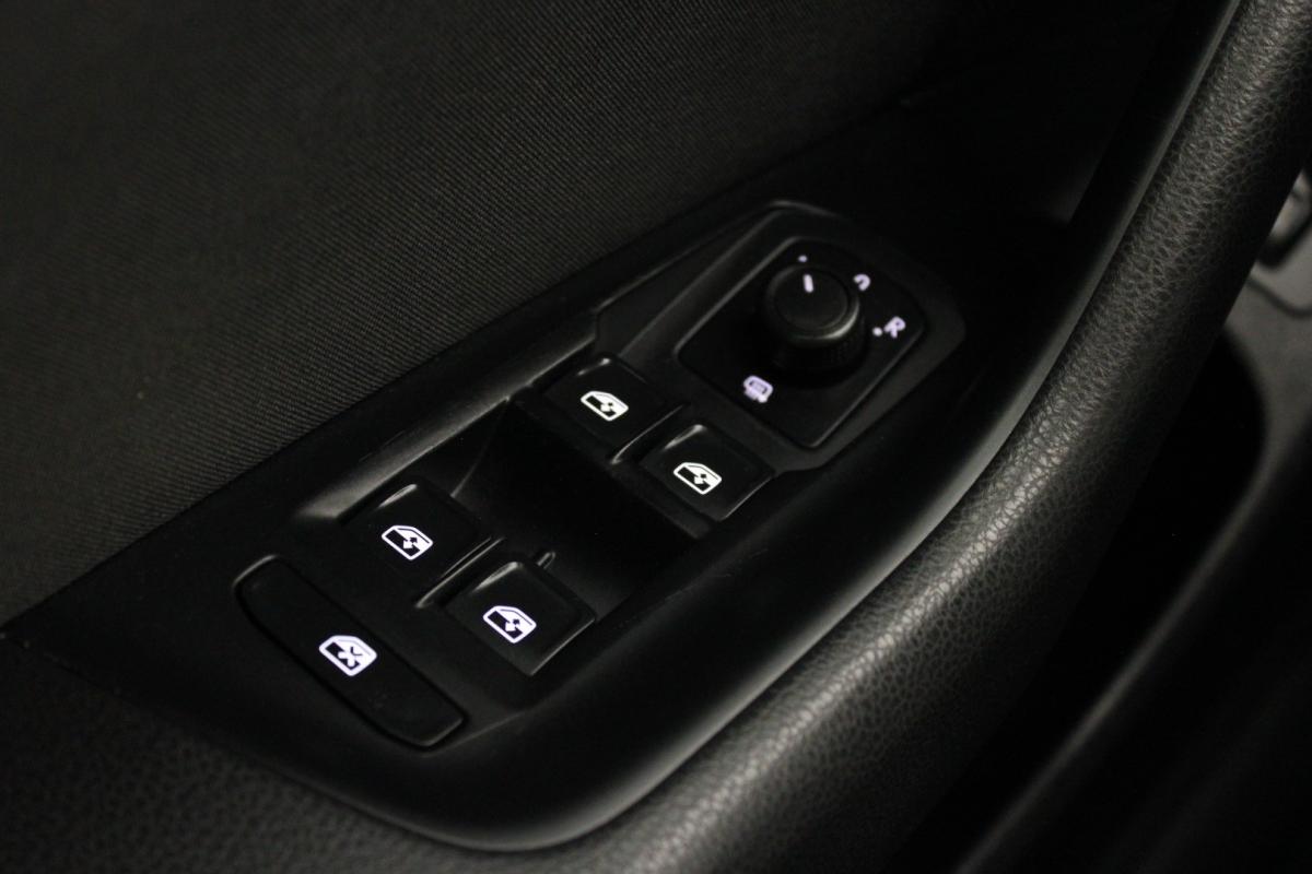 volkswagen-passat-variant-2017-diesel-1598cc