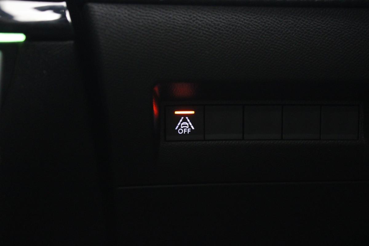 peugeot-208-2022-diesel-1499cc