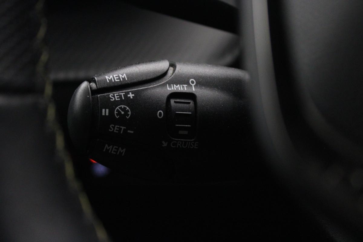 peugeot-208-2022-diesel-1499cc