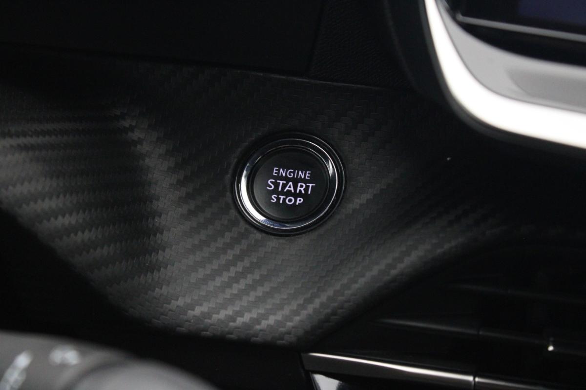 peugeot-208-2022-diesel-1499cc