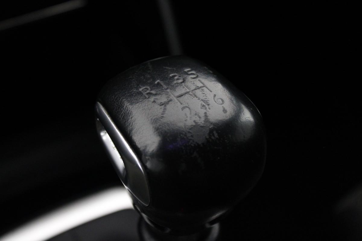 peugeot-208-2022-diesel-1499cc