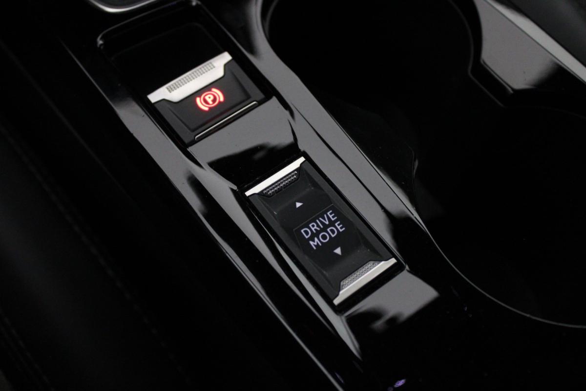 peugeot-208-2022-diesel-1499cc