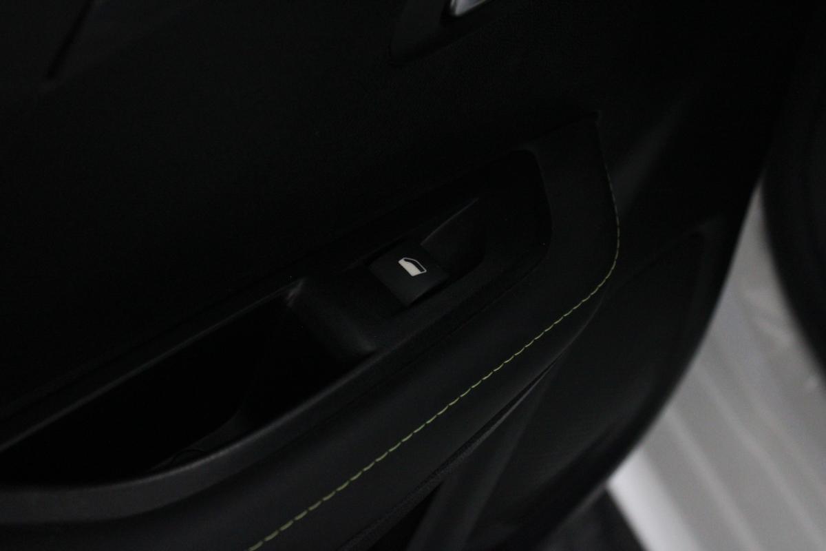 peugeot-208-2022-diesel-1499cc