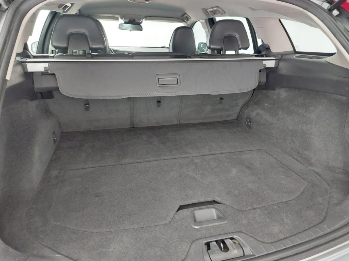 volvo-v60-2012-diesel-1560cc