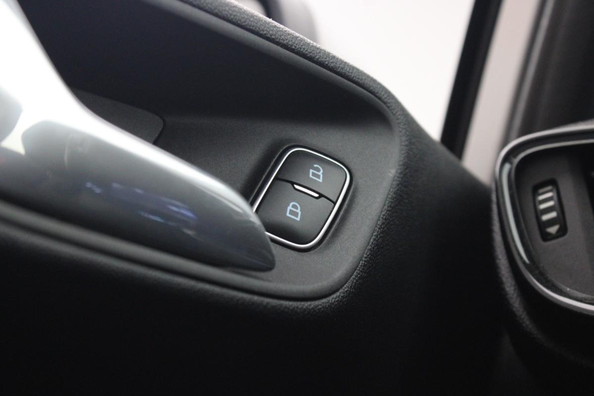 ford-fiesta-2022-gasolina-998cc