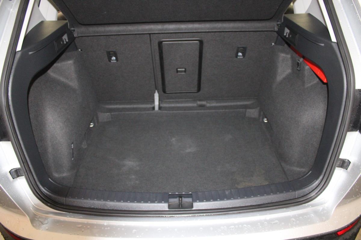 seat-ateca-2019-diesel-1598cc