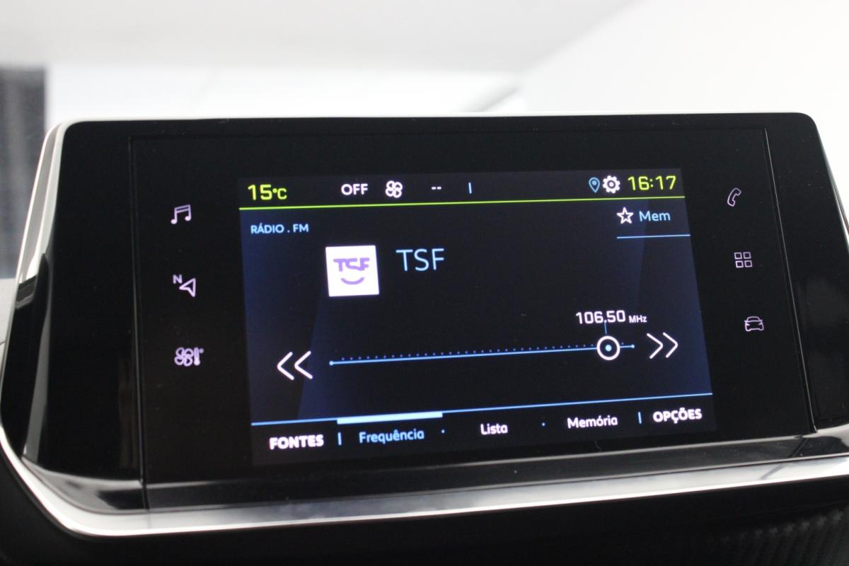 peugeot-2008-2022-eletrico-0cc