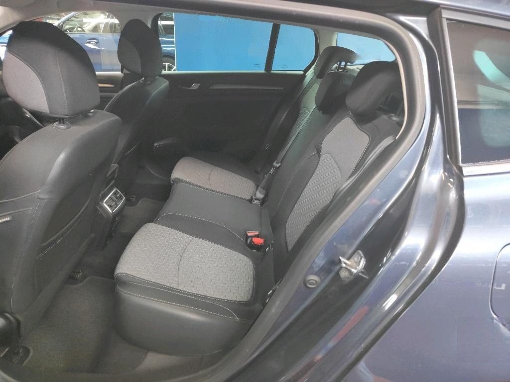 renault-megane-2021-hibrido-a-gasolina-1598cc