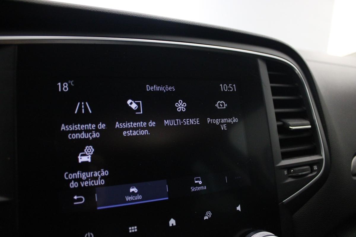 renault-megane-2021-hibrido-a-gasolina-1598cc