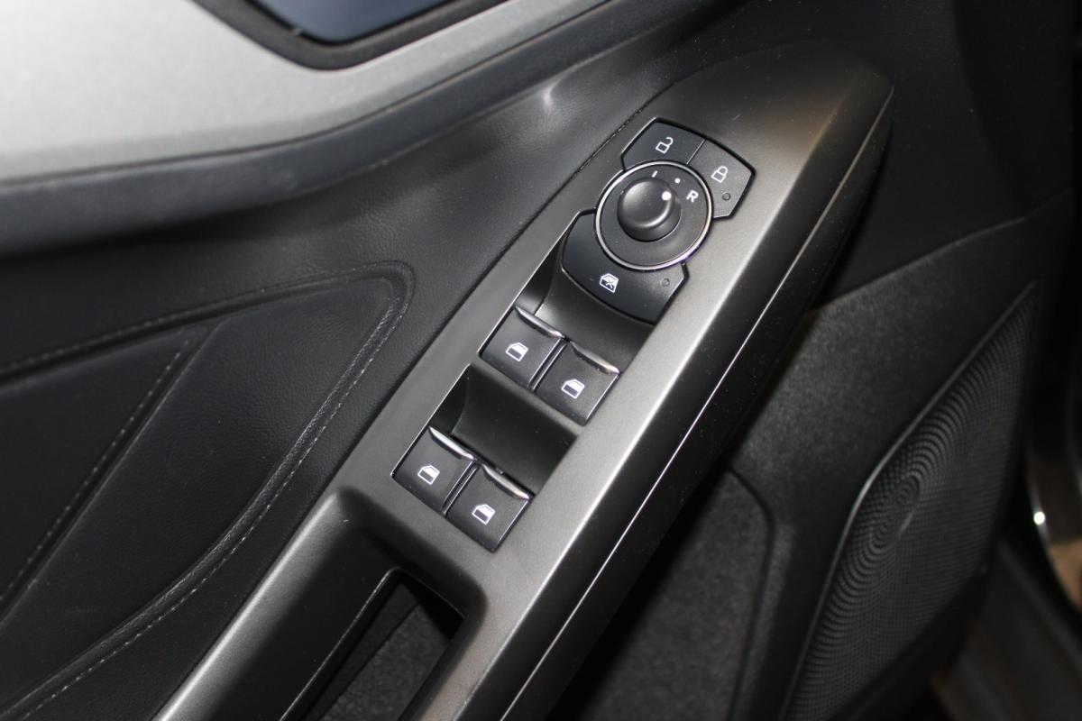 ford-focus-1-0-ecoboost-2023-gasolina-998cc