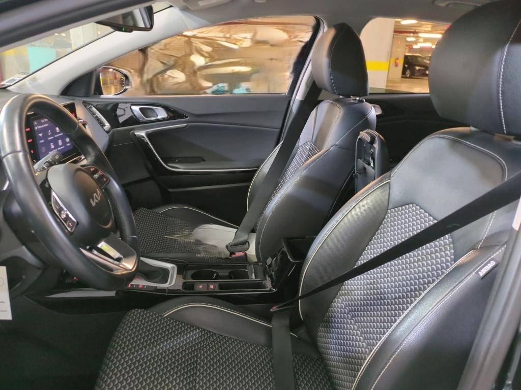 kia-xceed-2022-hibrido-a-gasolina-1580cc