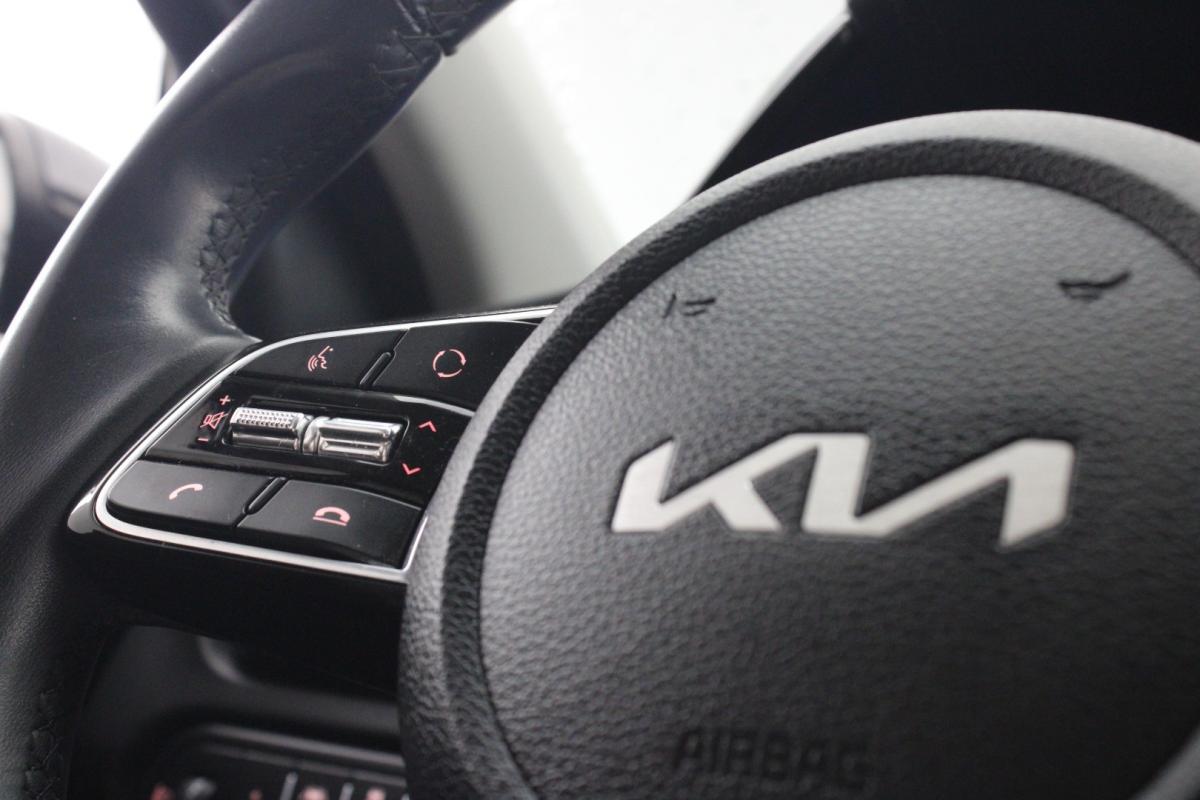 kia-xceed-2022-hibrido-a-gasolina-1580cc
